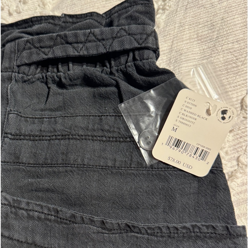 Free People Topanga Cuff Shorts paperbag BLACK NEW M pockets athletic athleisure - Picture 6 of 8